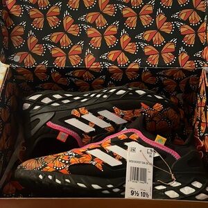 I thought I was buying a womens 9.5 but they were unisex and to big for me.